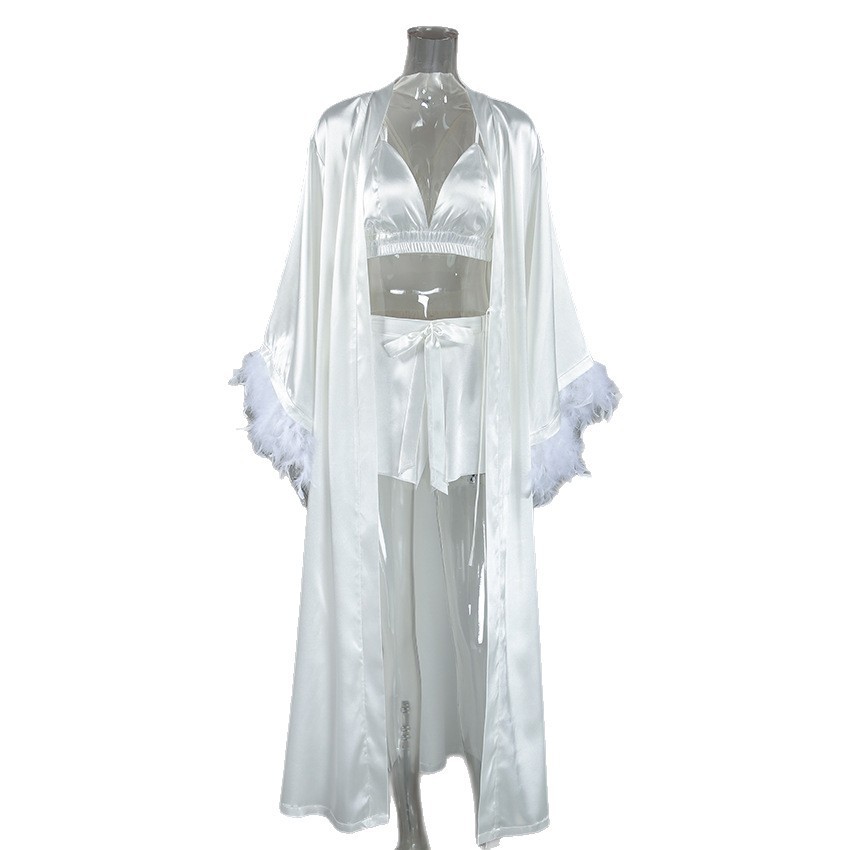 Dreiteiliger Bademantel mit Fe – Bathrobe Bewertung und Preis